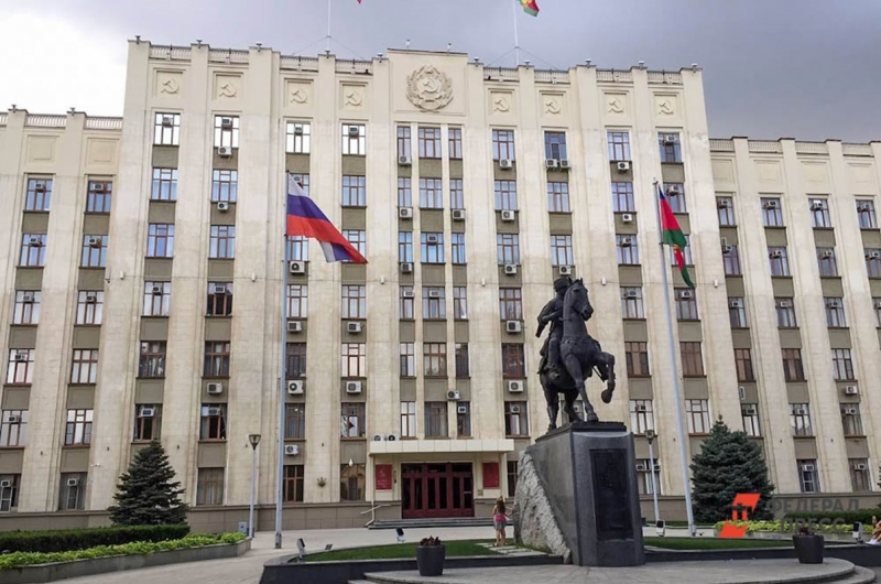 После атаки Киева на Кубани продолжает гореть трубопровод с мазутом