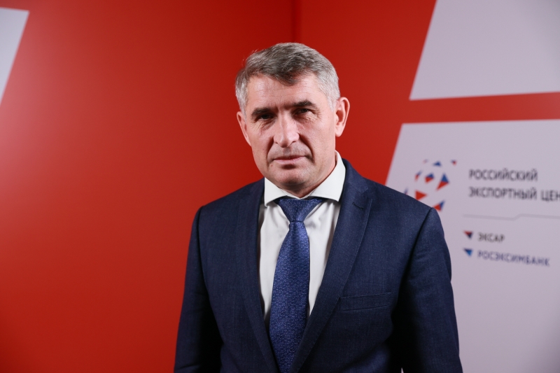 Олег Николаев