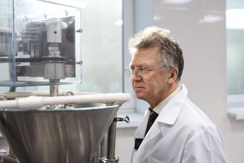 Член-корреспондент РАН Иван Евдокимов отметил, что самообеспеченность молоком в России составляет 85,7 %