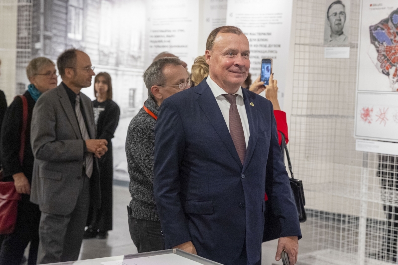 Такой вариант предложил мэр Алексей Орлов