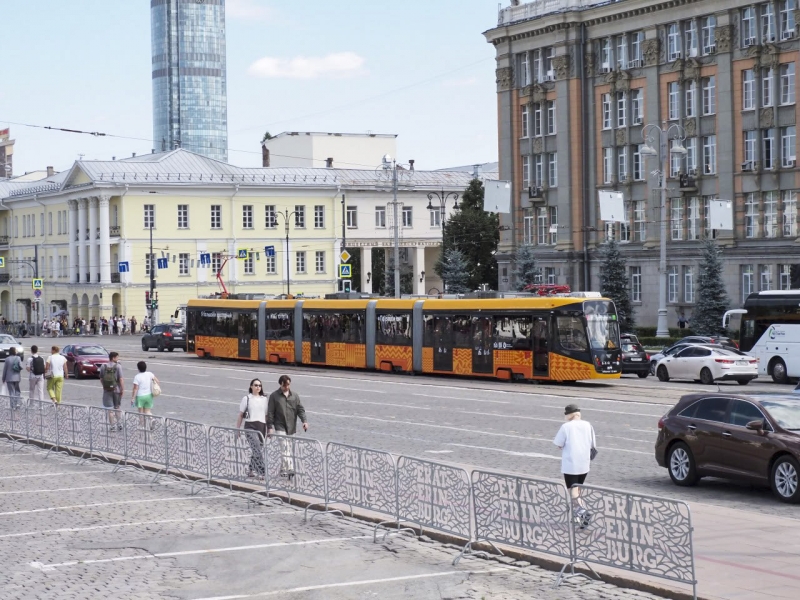 Екатеринбург стал первым городом России с пятисекционными трамваями