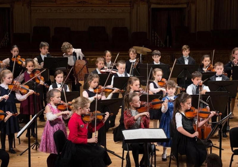 Здание принадлежит Свердловской детской филармонии