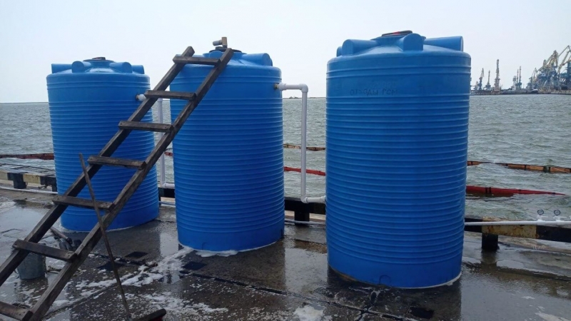 Наполненная воздухом «Меотида» начала подниматься со дна