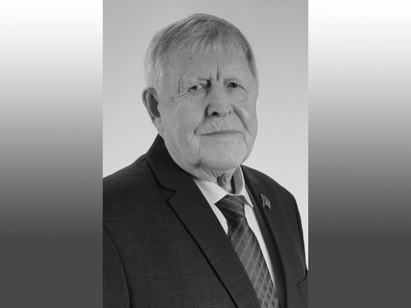 Виктор Губарев