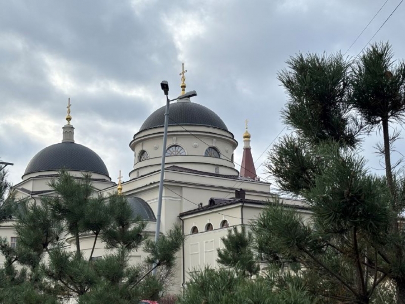 Праздничные богослужения пройдут во всех храмах страны