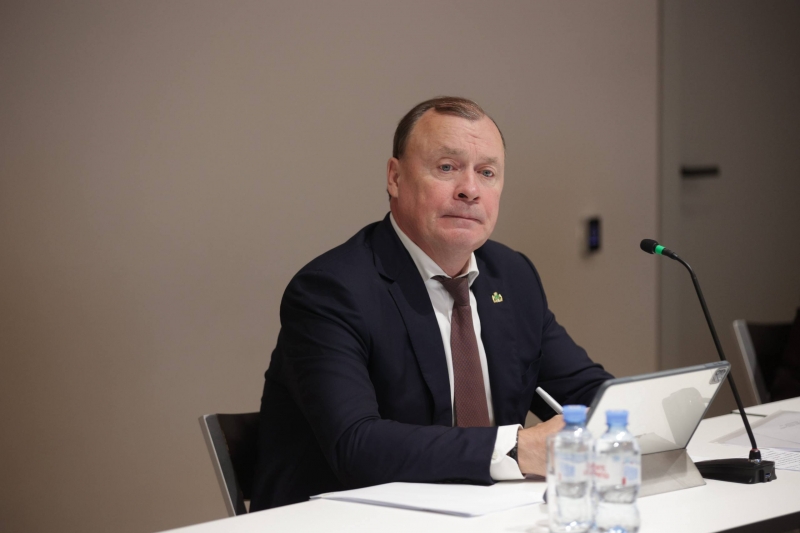 Мэр следит за делом журналиста через СМИ