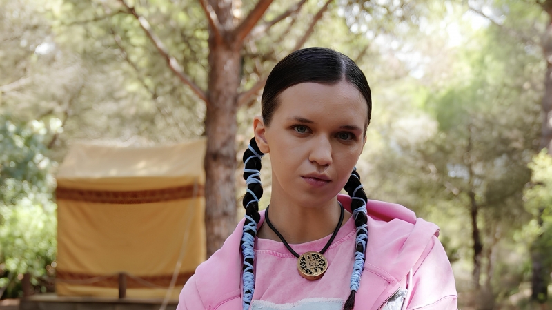 Влада Золотова