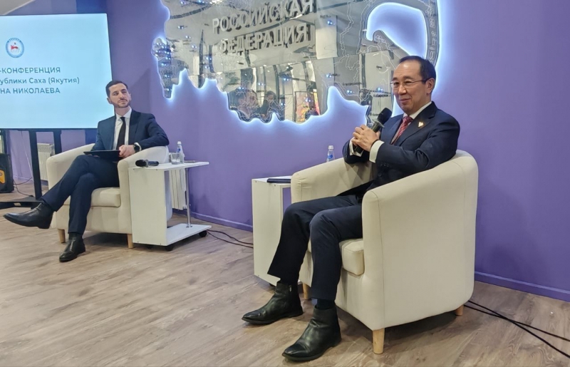 Айсен Николаев