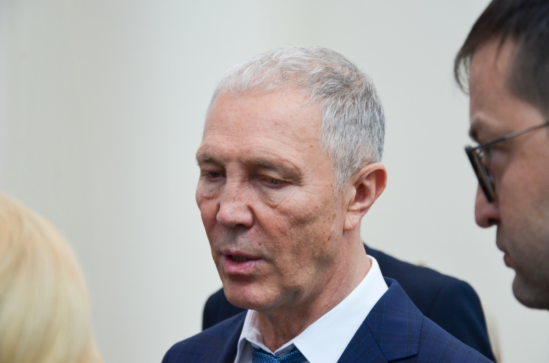 Сальдо вернул комендантский час на Рождество