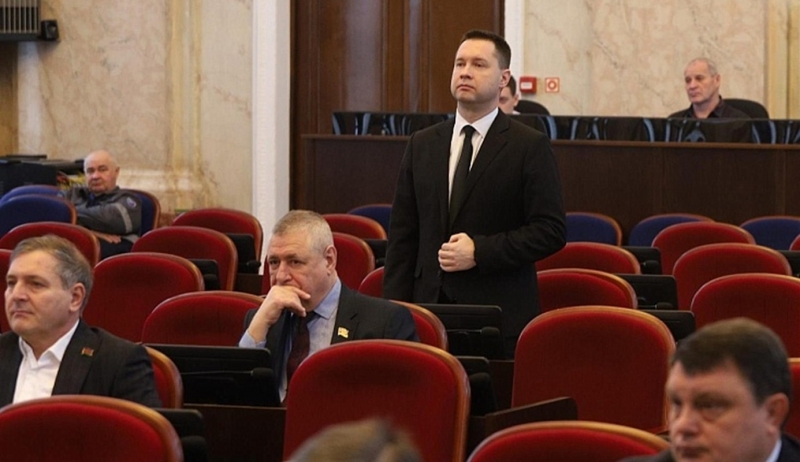 В парламенте Кубани появился новый член фракции Единая Россия