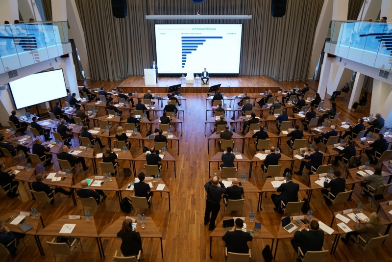 Трутнев собрал губернаторов на совещание