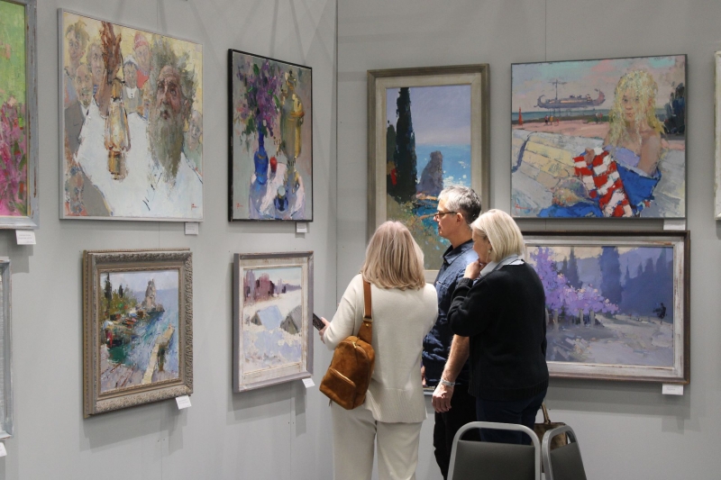 Фоторепортаж с выставки «АРТ МИР»