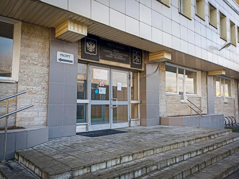 моргЧаще всего на продажу  шли части тел граждан, которые вели асоциальный образ жизни и не имели родственников