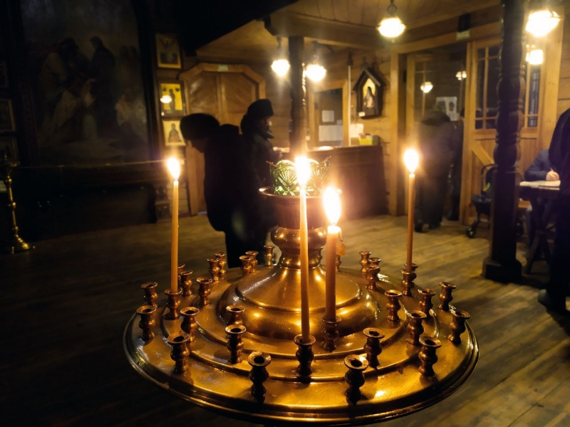 Даже в православии люди пытаются использовать священные предметы как оберег, отметил клирик