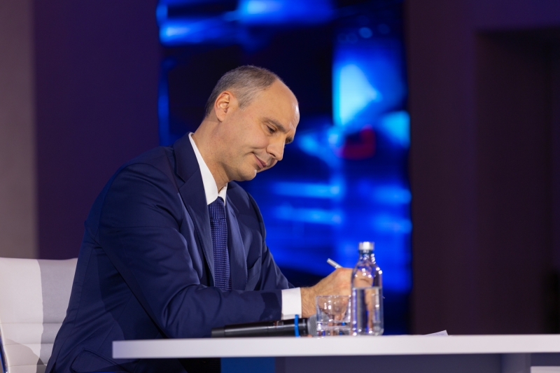 Денис Паслер