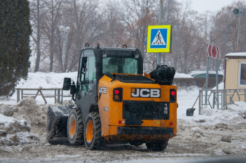Снегоуборочная техника