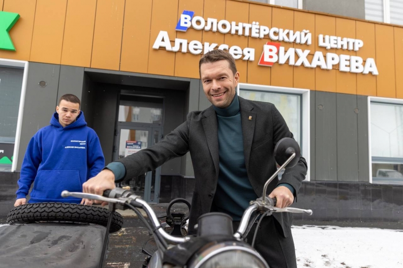 Депутатский центр помог тысячам свердловчан