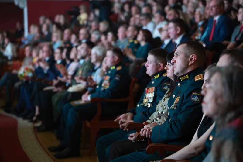 Состоялся торжественный концерт, посвященный Дню защитника Отечества
