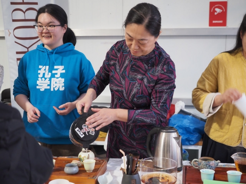 Китайский Новый год встретили на главной площади города