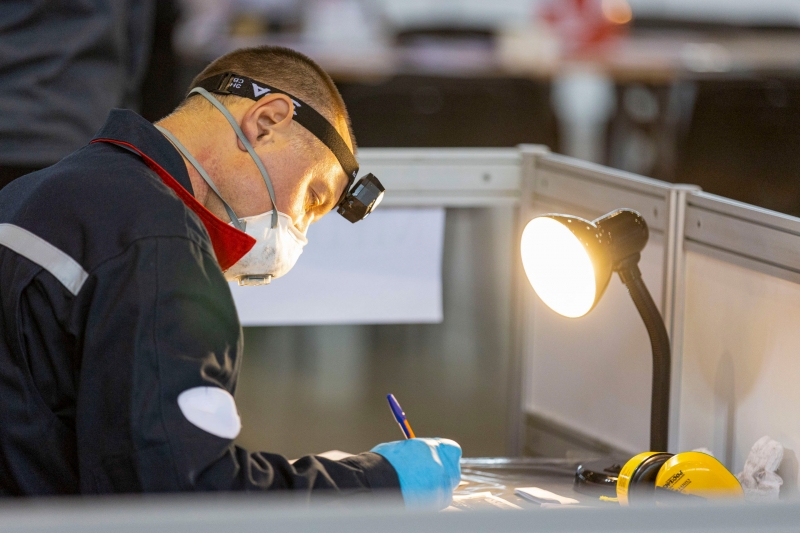 Мужчина на работе