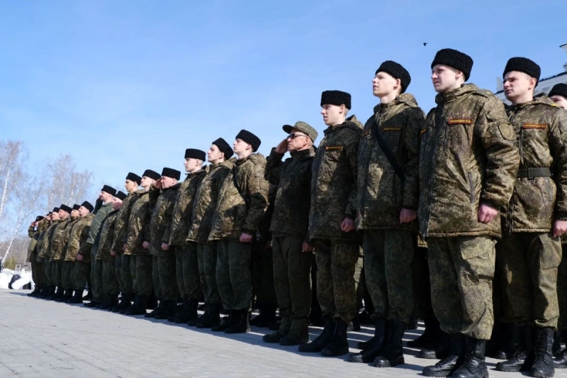 Для участия в параде усиленно тренируются 130 казаков