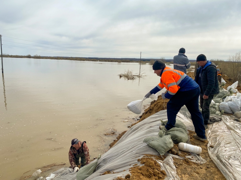 Большая вода придет в четыре региона Урала
