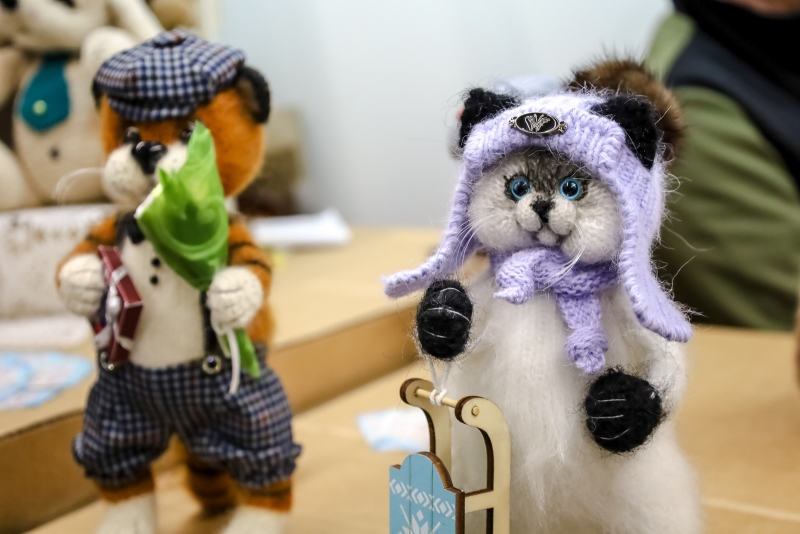 котики, игрушки