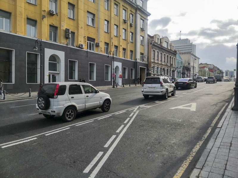 Автомобили