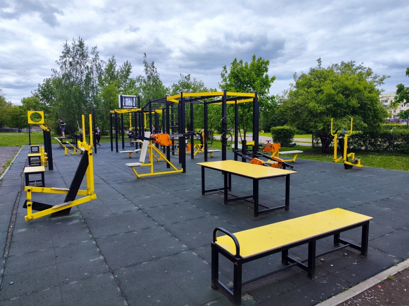 Спортивные площадки