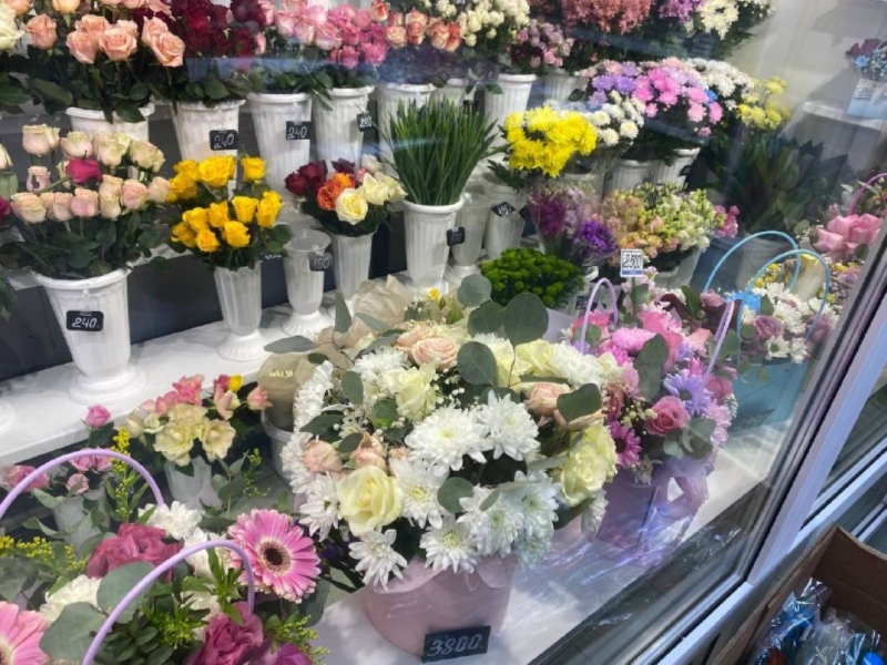 В Екатеринбурге цветы одни из самых доступных в стране