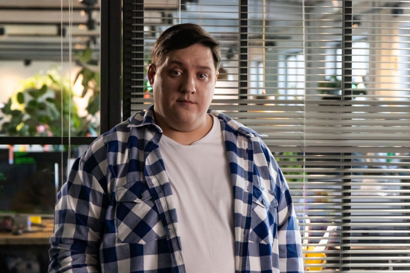 Роман Попов