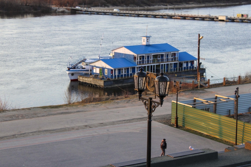 Дебаркадер