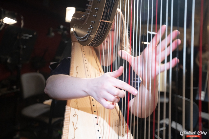 Игра на арфе