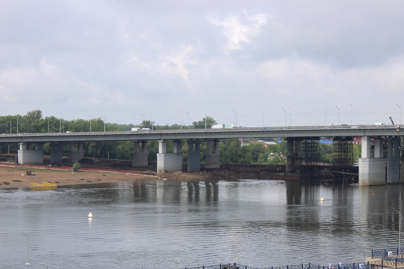 В момент обрушения никого из людей на переправе не было, жертв удалось избежать