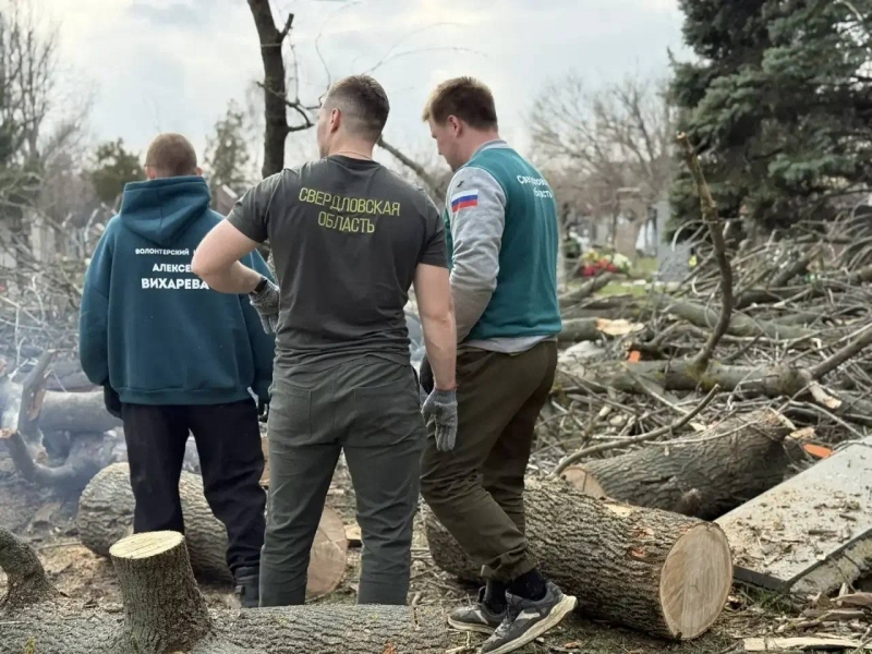 Алексей Вихарев и его волонтеры выезжают в подшефное Тельманово уже не в первый раз