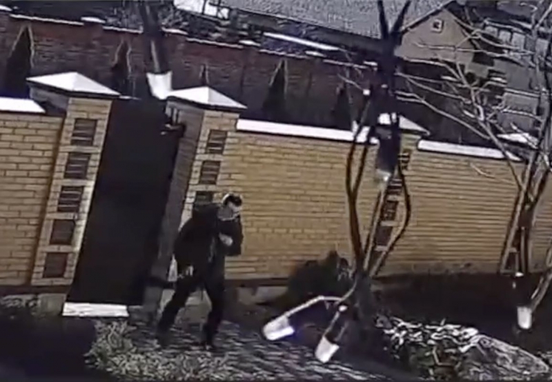 Налетчика также обманом заставили пойти на преступление