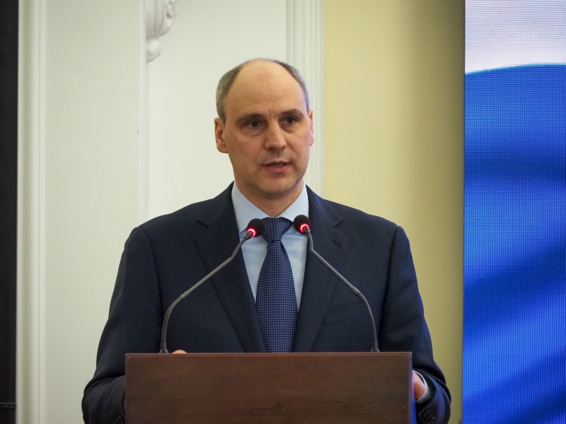 Денис Паслер