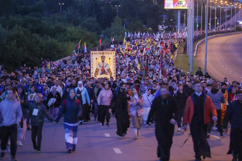 Крестный ход пройдет от Свято-Троицкого собора до Храма-на-крови