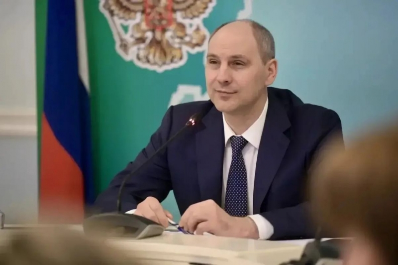 Денис Паслер