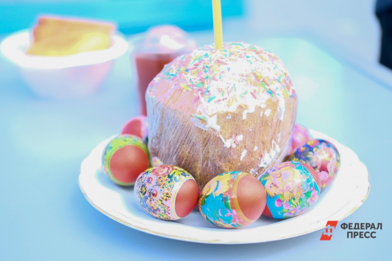 Пасхальные куличи и яйца