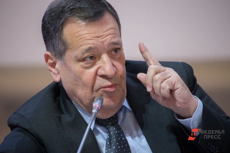 Андрей Макаров