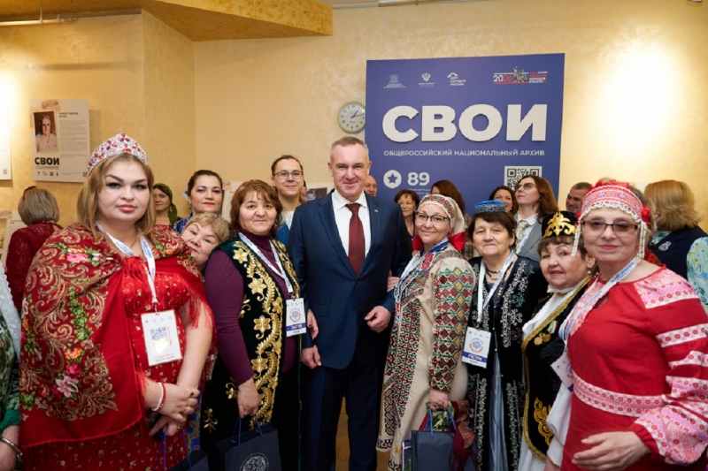 Руслан Кухарук на форуме