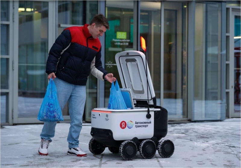 Робот-доставщик
