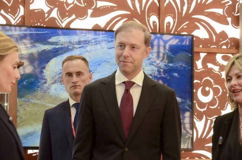 Мантуров