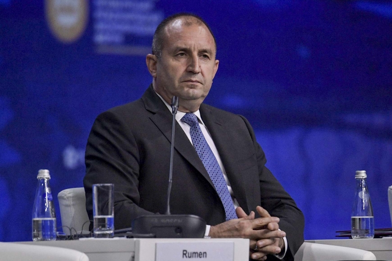 Румен Радев