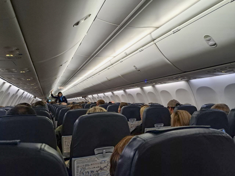 Салон самолета