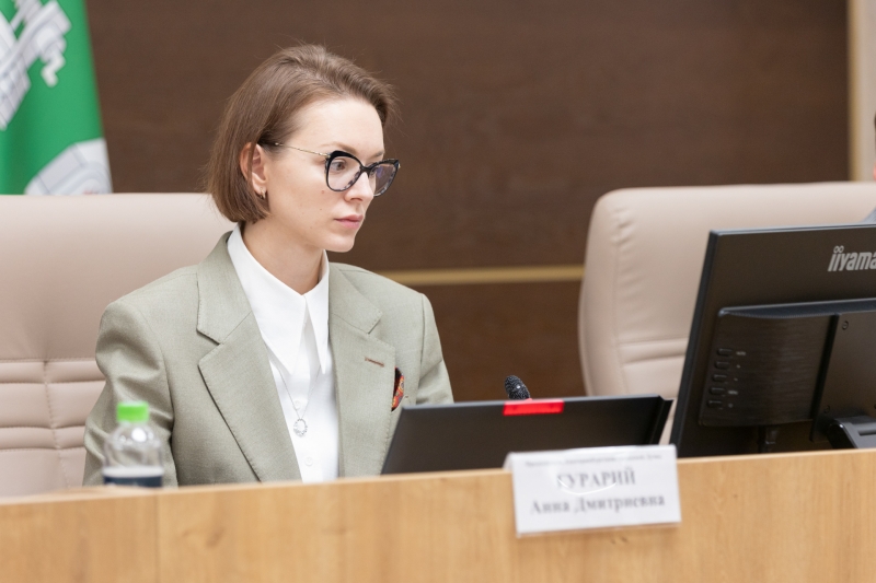 Анна Гурарий