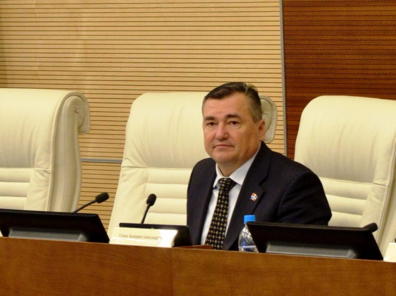 Валерий Сухих