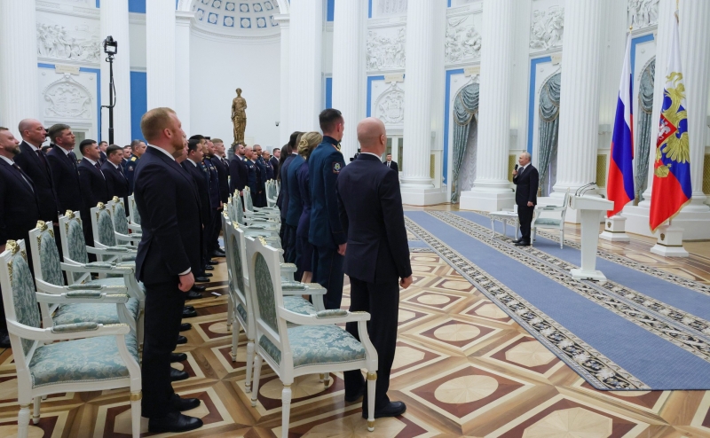 Встреча Путина с участниками программы Время героев
