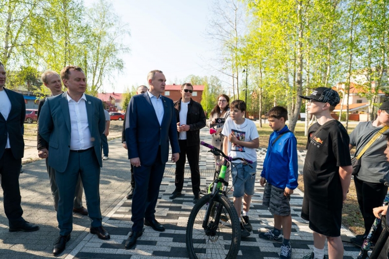 Руслан Кухарук и дети